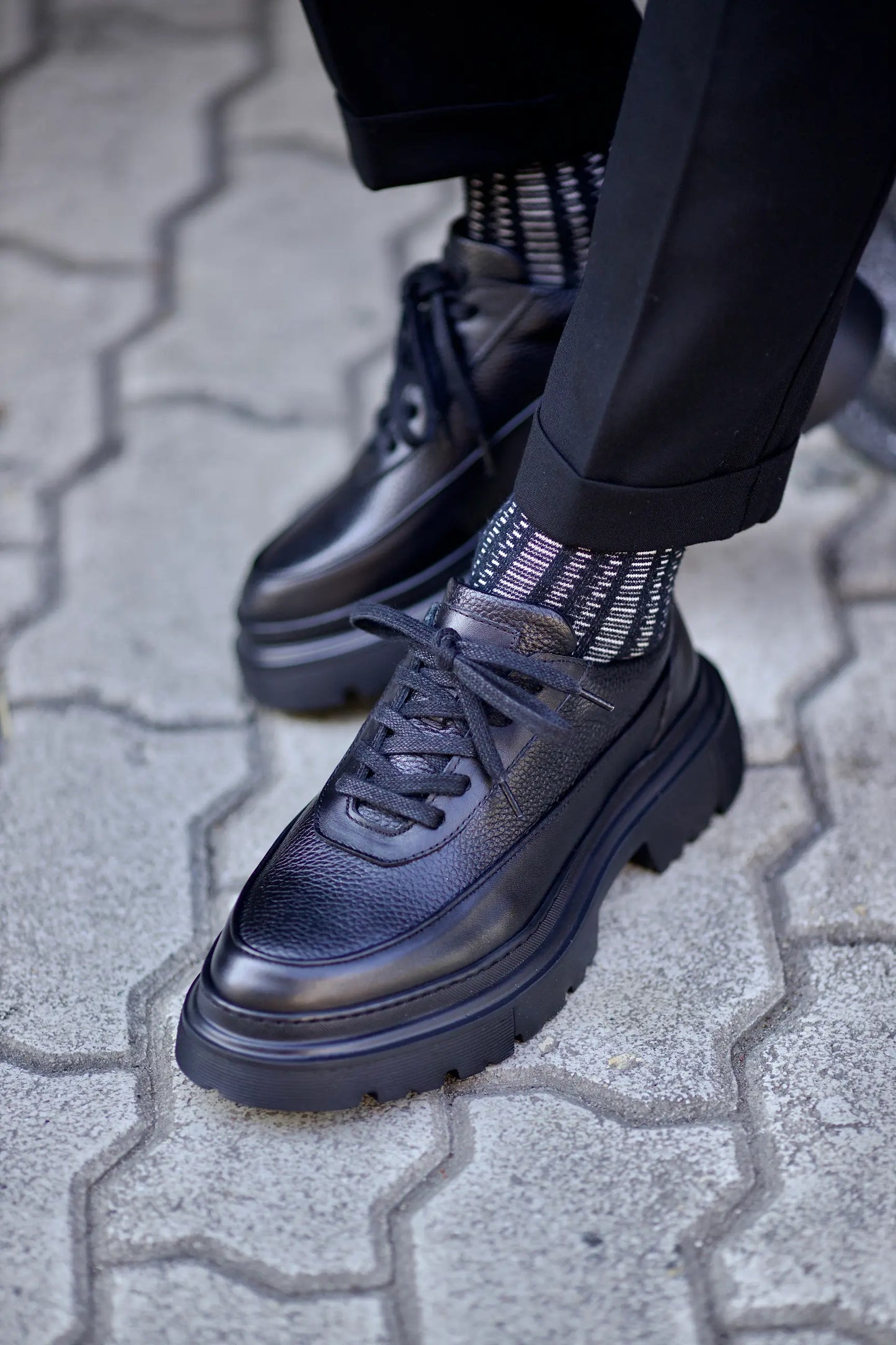 Black Casual Runners