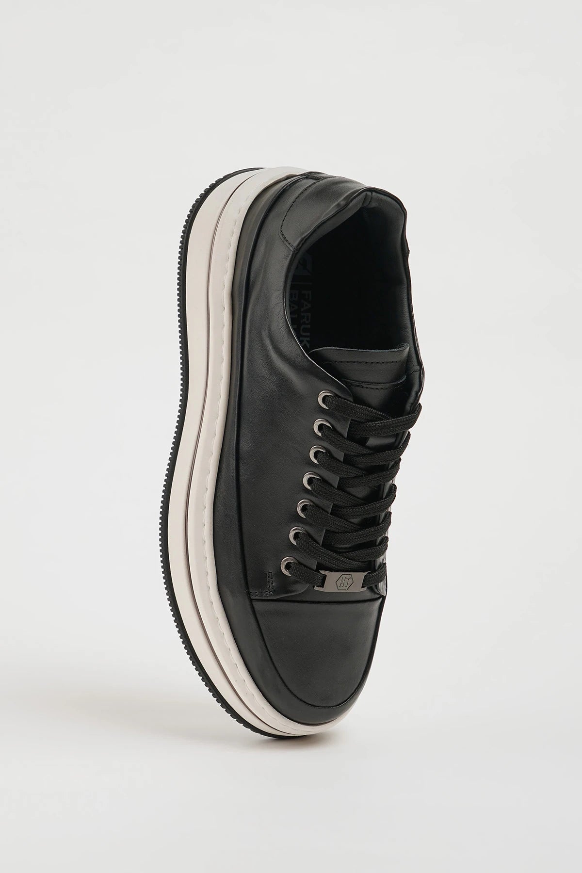 Vork Black Leather Sneakers