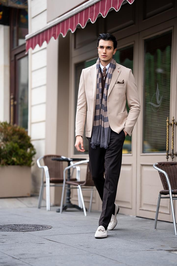 Men's Beige Slim Fit Mono Collar Blazers