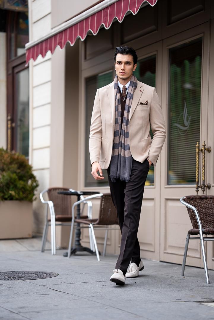 Men's Beige Slim Fit Mono Collar Blazers