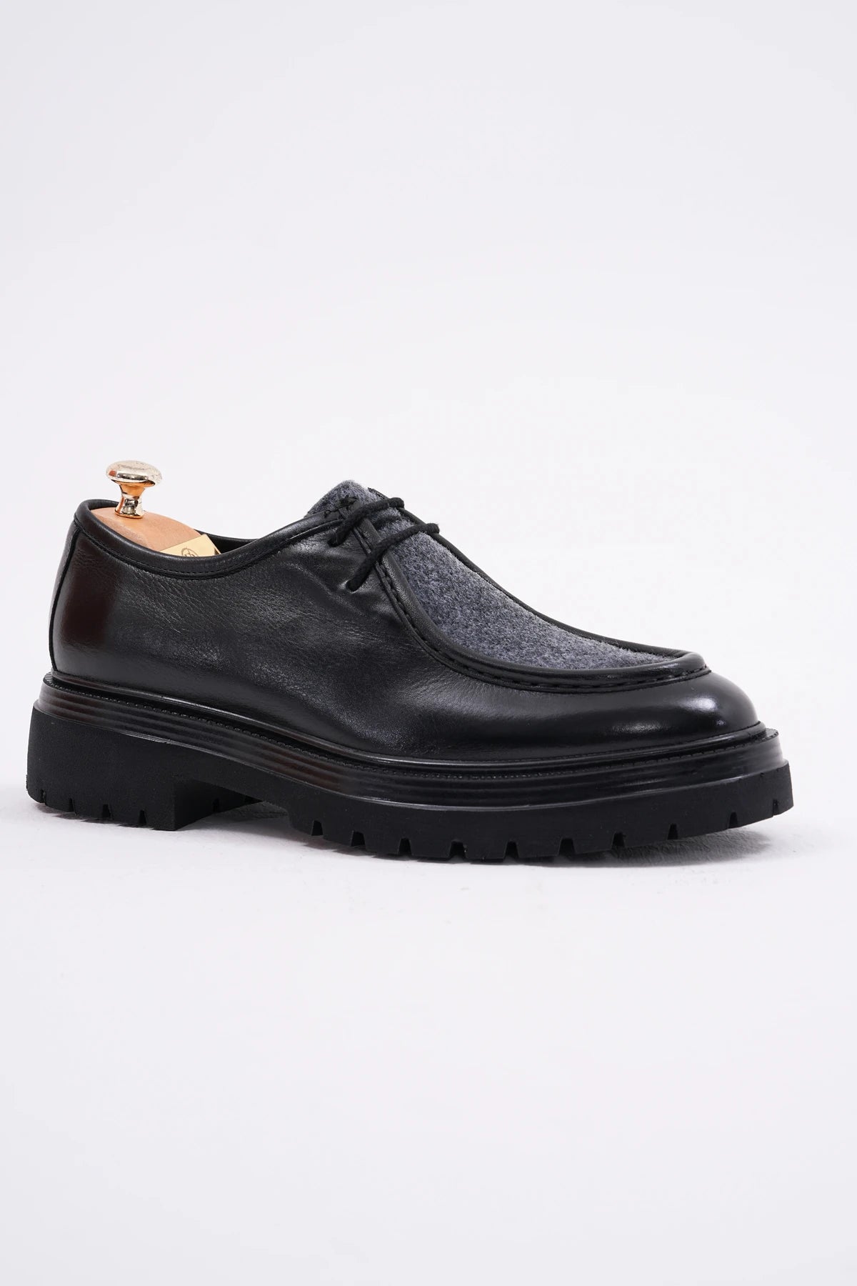 Black Casual Leather With Vamp Felt Details Shoes
