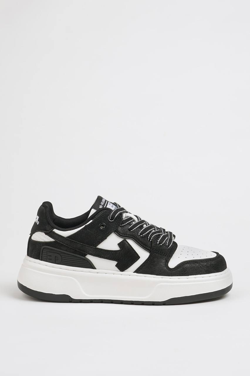Mozak Leather Sneakers