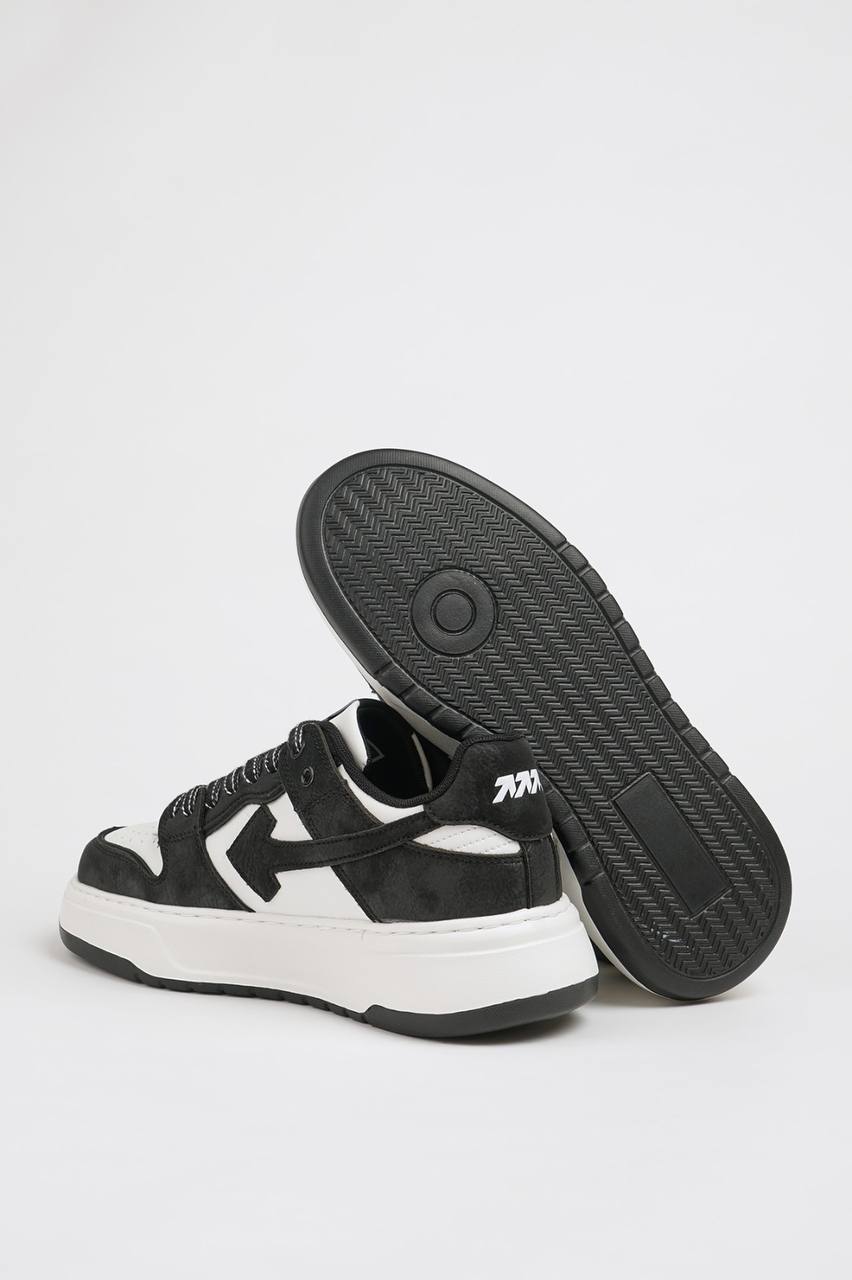 Mozak Leather Sneakers