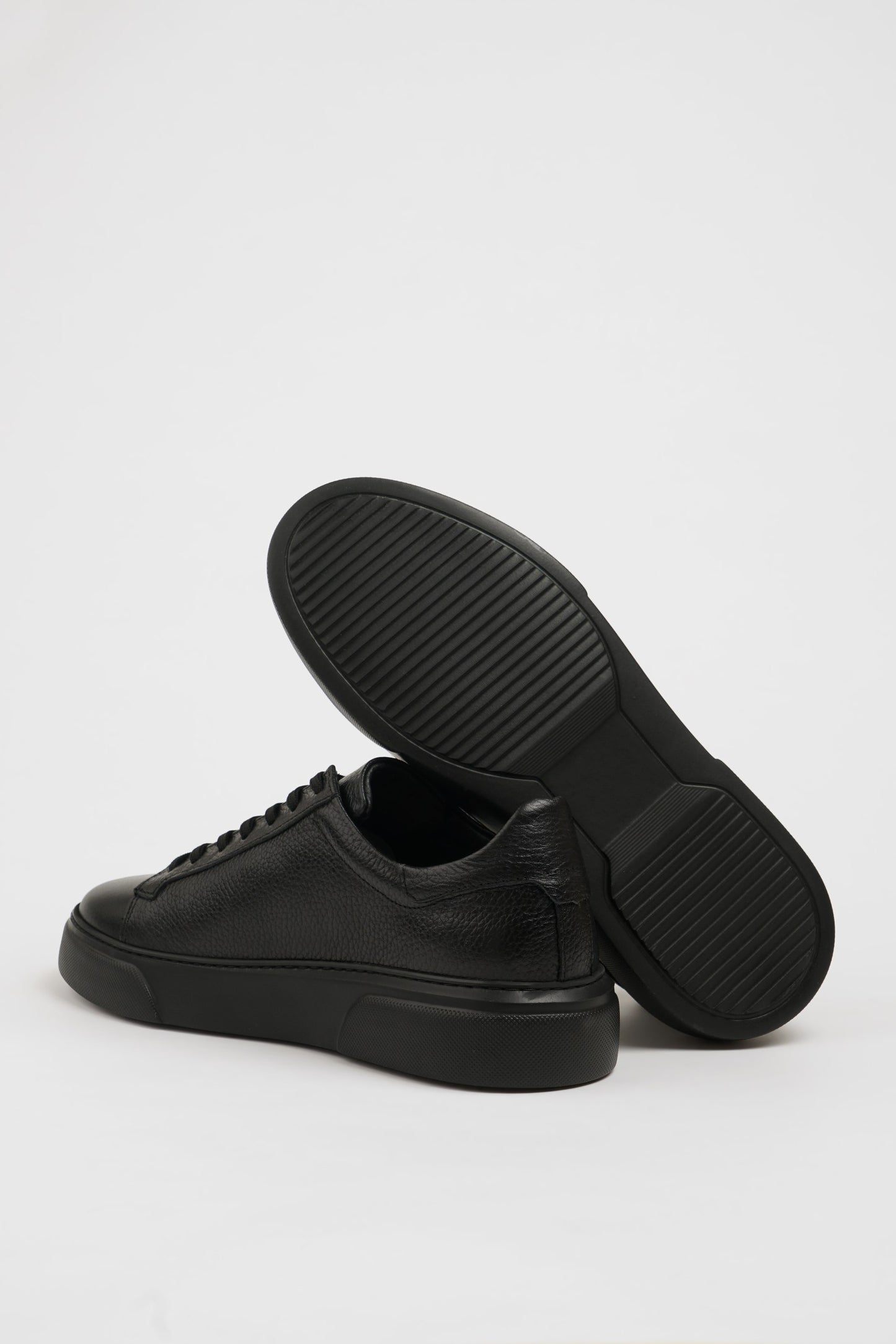 All Black Leather Sneakers SD-035