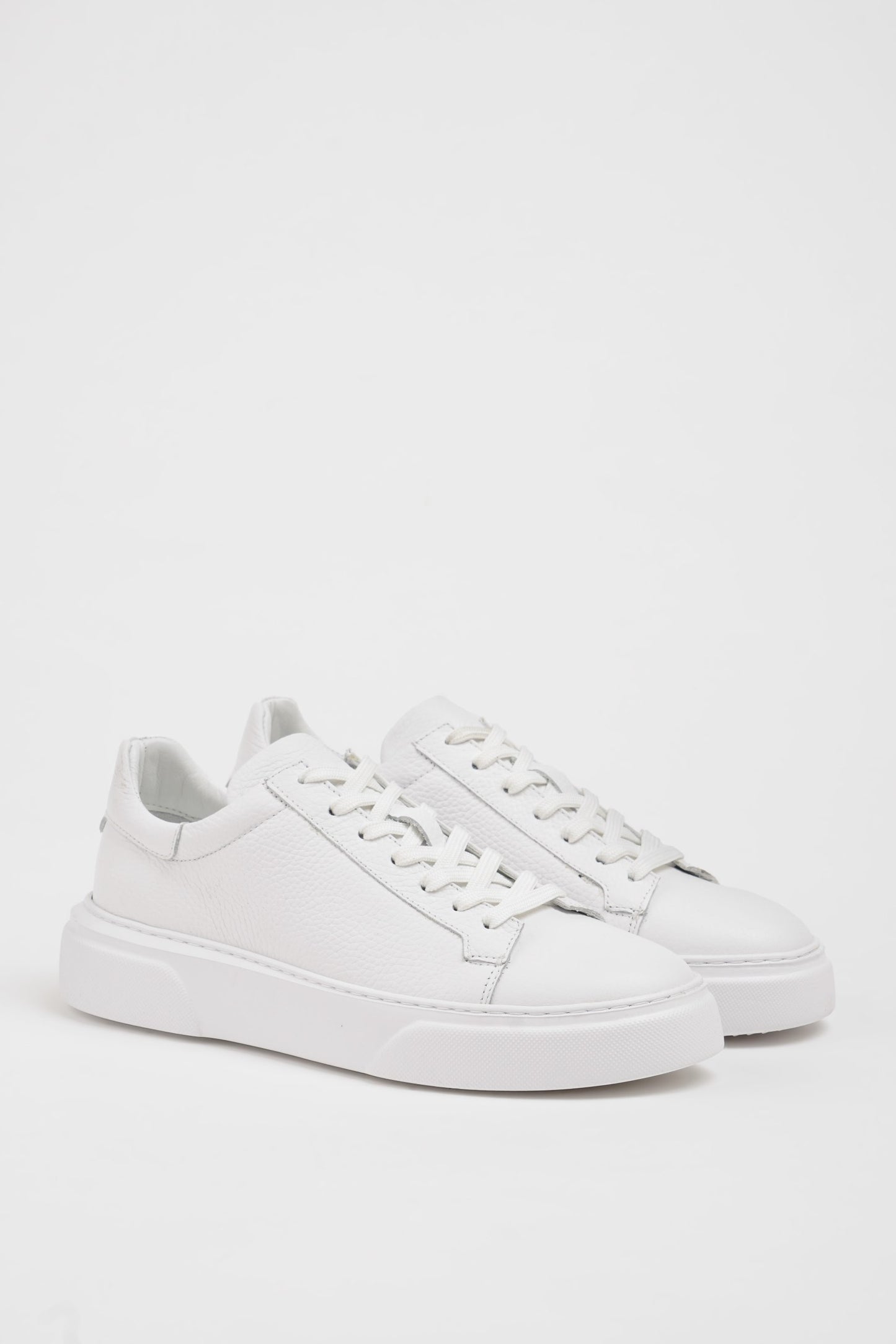 All White Leather Sneakers SD-034