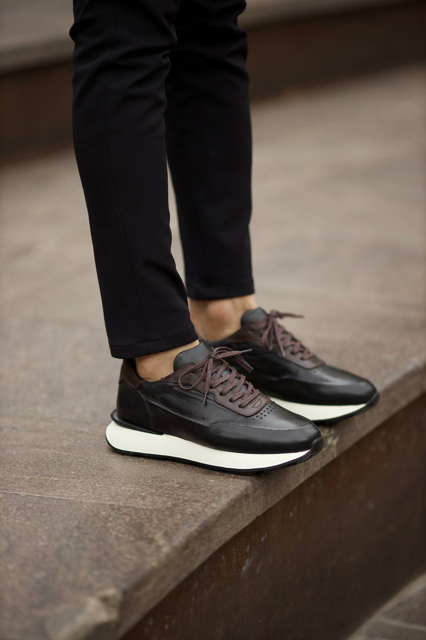Black Casual Leather Runners