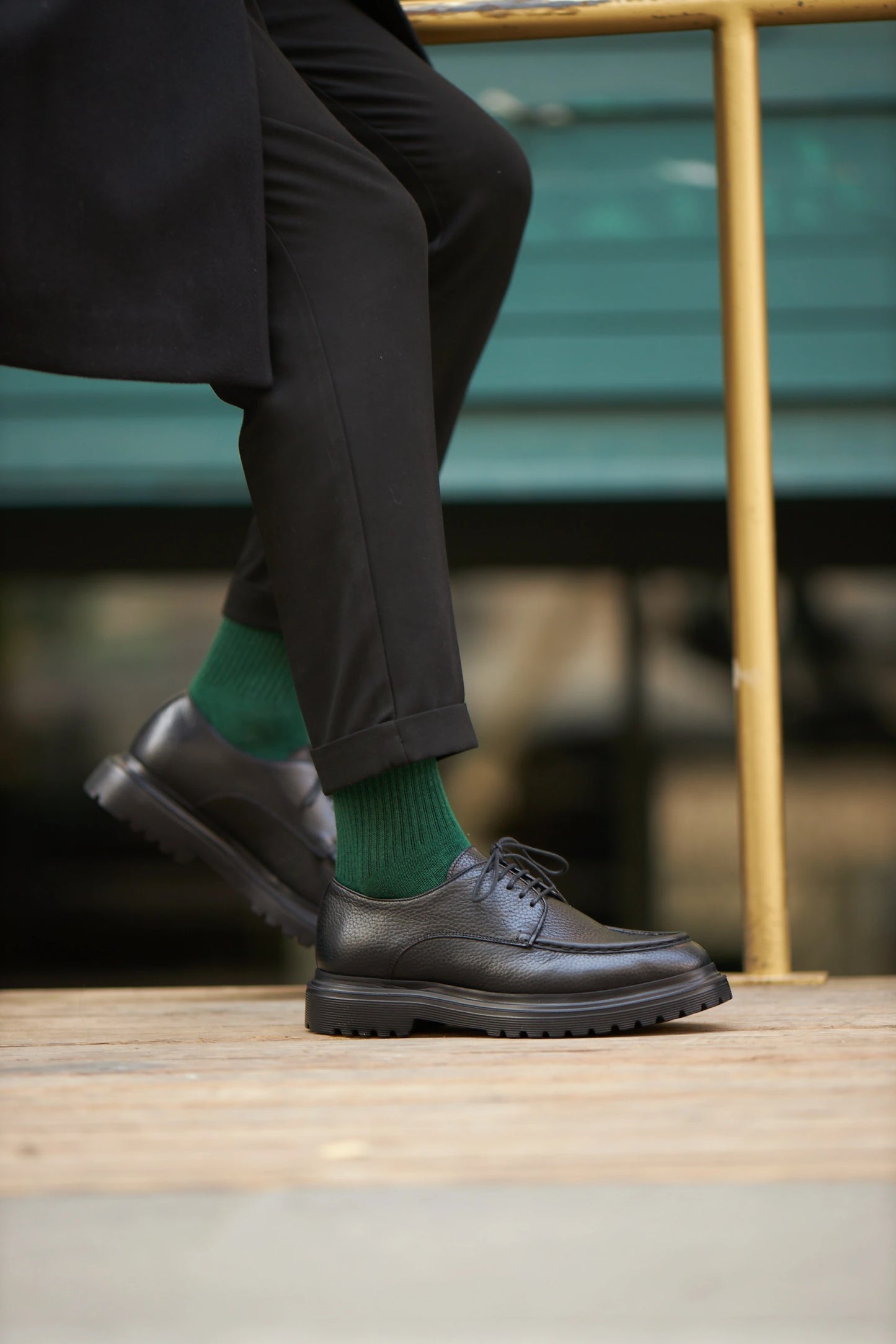 Black Grainy Laces Shoes