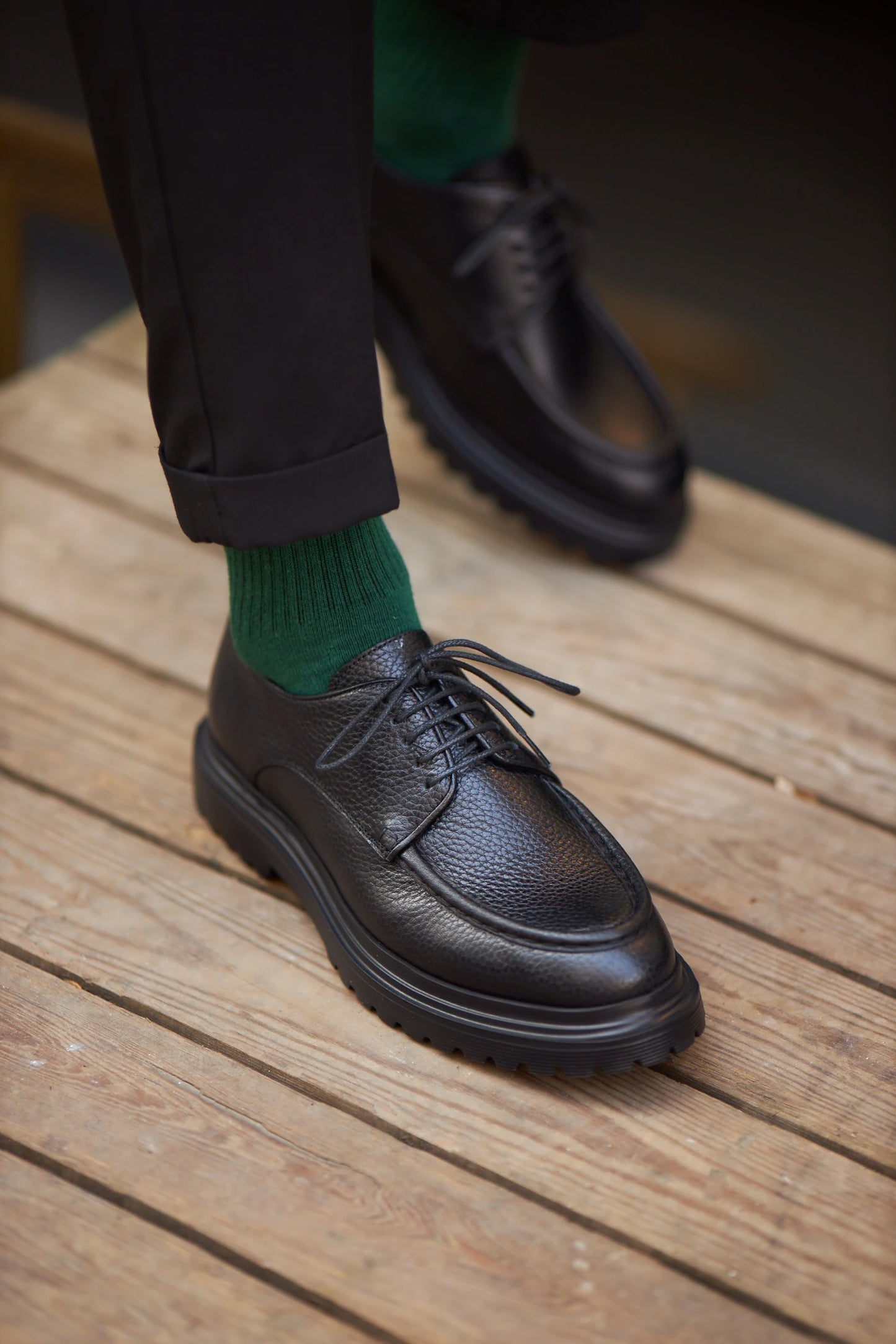 Black Grainy Laces Shoes