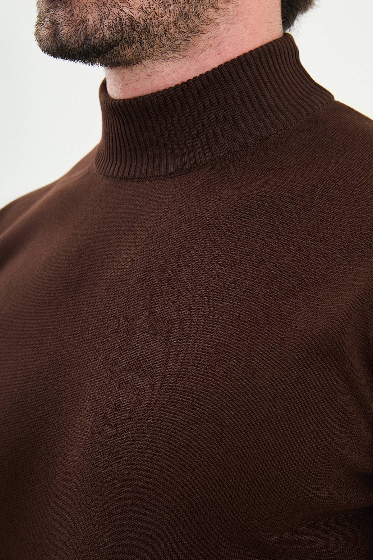 White Men's Wear Knitwear Slim Fit Turtleneck