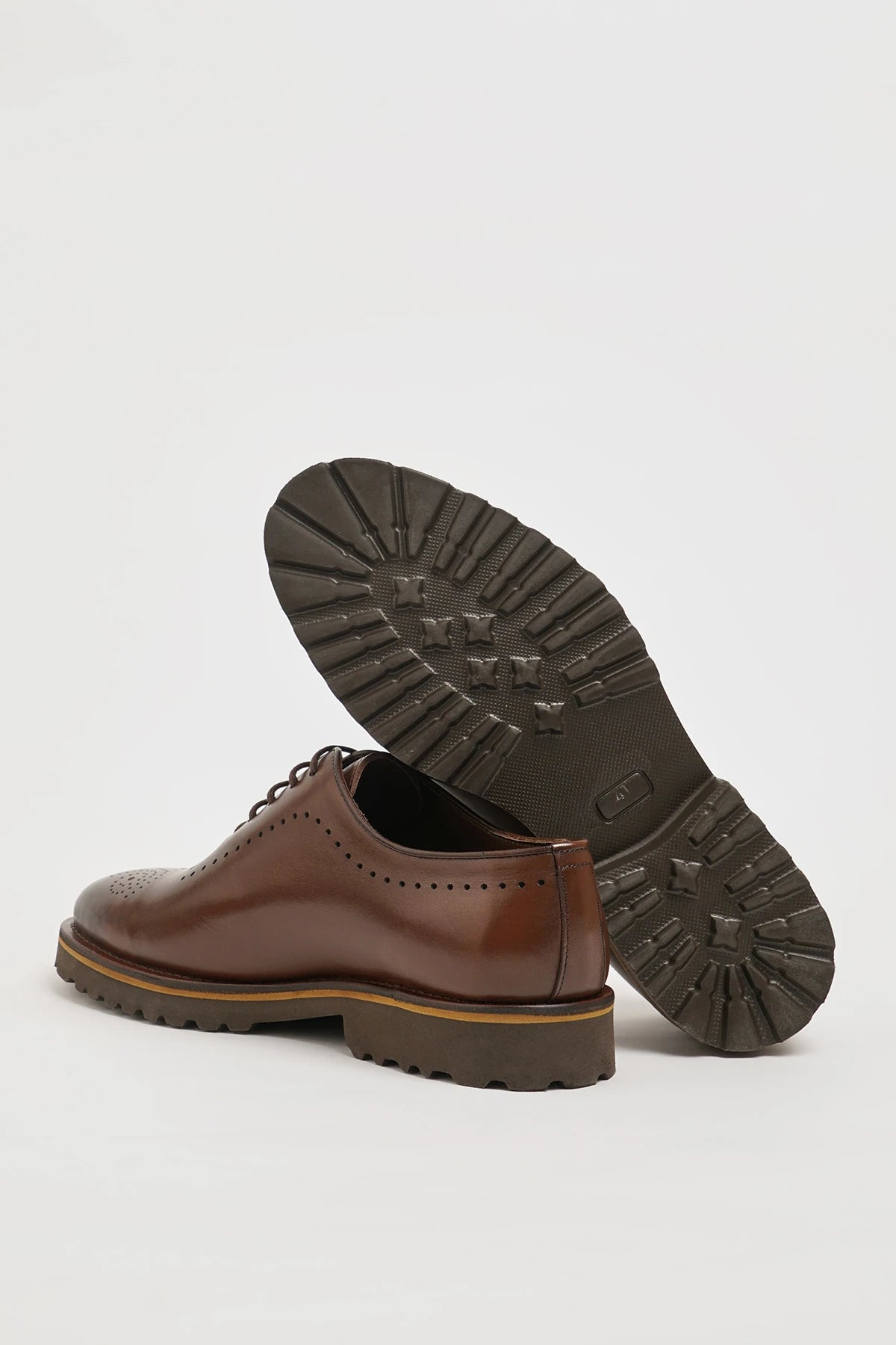 Brown Derby Brogue Laces Shoes
