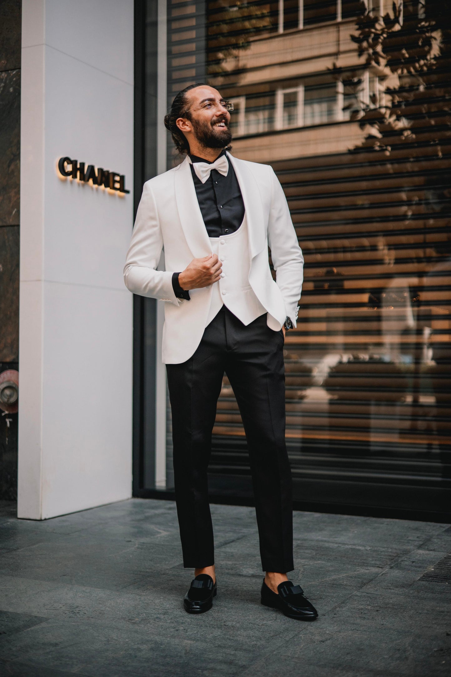 White Shawl Collar Slim Fit Men's Wedding Suit